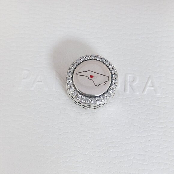 Pandora North Carolina Map Bead Charm Bracelet Pendant S925 Silver with box - Picture 3 of 7